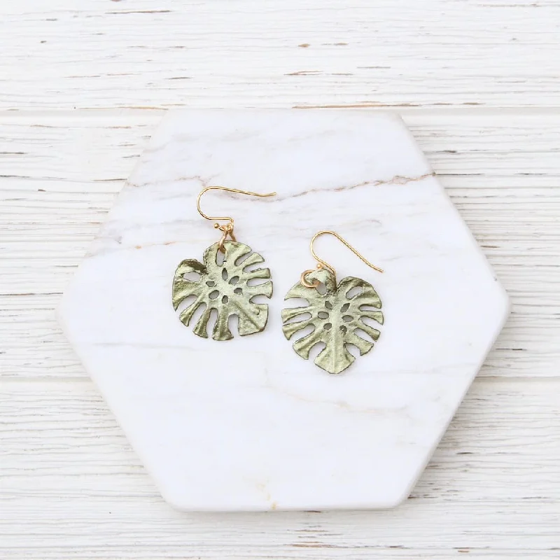 Women’s simple gold earrings-Monstera Wire Earrings