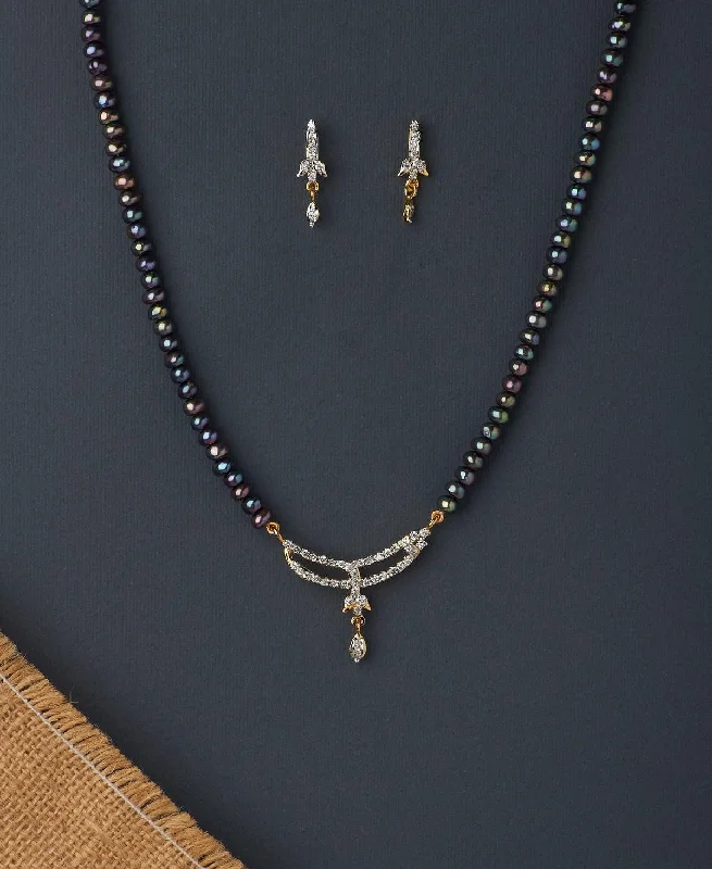 Women’s custom necklace-Vintage Stone Studded Pearl Necklace Set