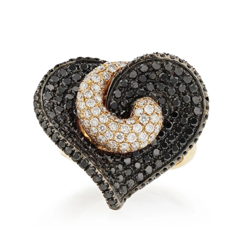 Women’s gold and diamond engagement ring-18K Rose Gold Black and White Diamond Heart Ring