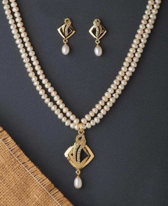 Women’s gold charm necklace-Trendy Real Pearl Necklace Set