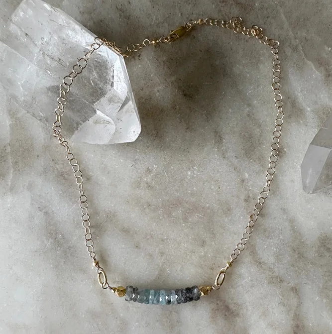 Women’s statement pendant necklace-AQUAMARINE AMBRE NECKLACE