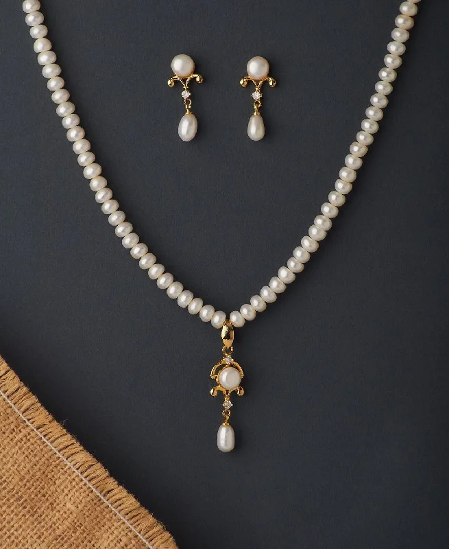 Women’s gemstone charm necklace-Trendy Real Pearl Necklace Set