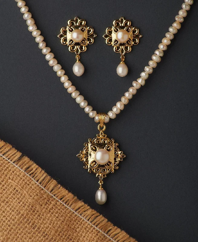 Women’s vintage gold necklace-Trendy Real Pearl Necklace Set