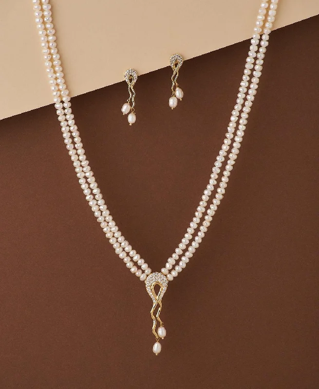 Women’s three-layer necklace-Trendy Stone Studded Pearl Necklace Set