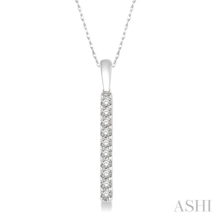 Women’s colorful necklace-1/5 Ctw Vertical Bar Round Cut Diamond Pendant With Link Chain in 14K White Gold