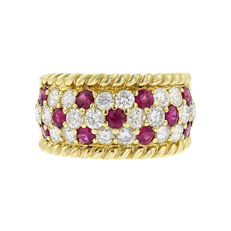 Women’s classic gold engagement ring-18K Yellow Gold Ruby and Diamond Band Ring