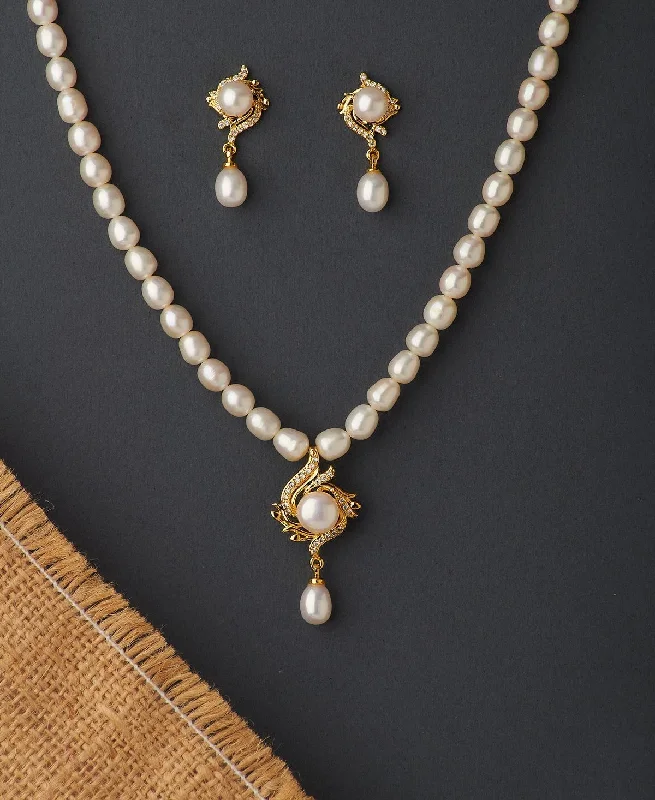 Women’s classic gold necklace-Trendy Real Pearl Necklace Set