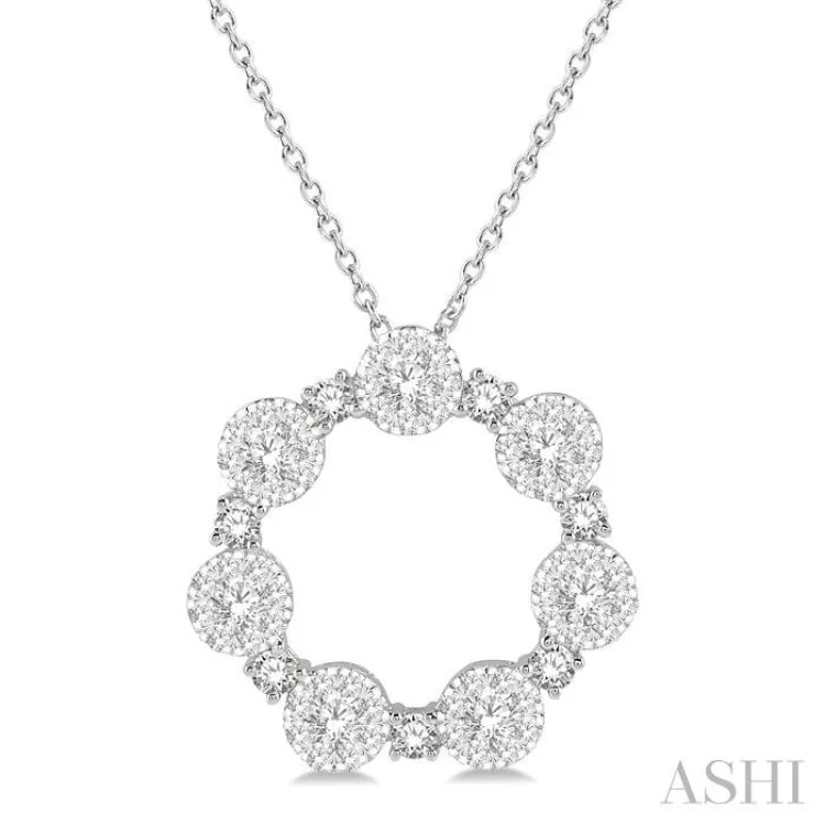 Women’s charm necklace-1 ctw Lovebright Round Cut Diamond Circle Pendant With Chain in 14K White Gold