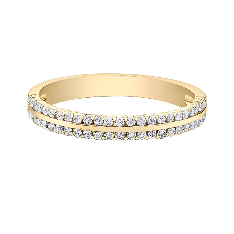 Women’s cluster ring-10kt Yellow Gold 0.25cttw Diamond Ring