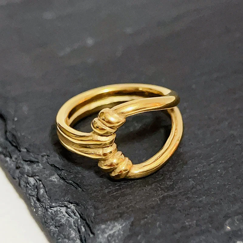 Sd111 Gold Geometric Thick Line Ring