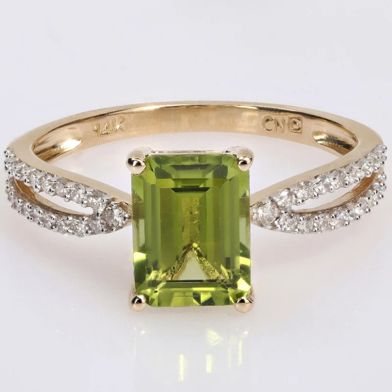 Women’s ring with diamonds-Miadora Octagon-cut Peridot and 1/5ct TDW Diamond Split Shank Cocktail Ring in 14k Yellow Gold