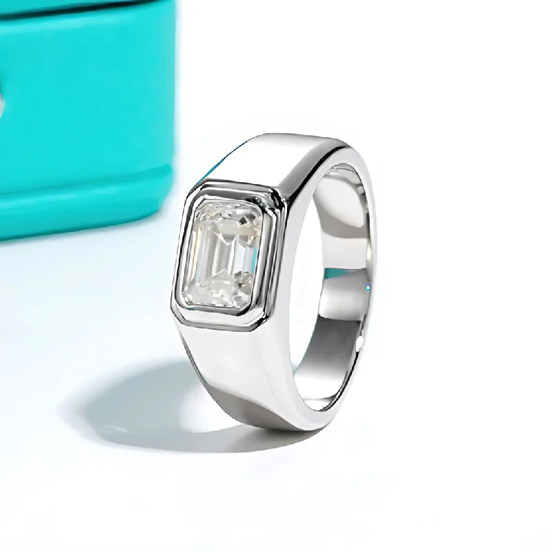 Women’s unique ring-Premium Emerald Cut Original Moissanite Diamond Ring