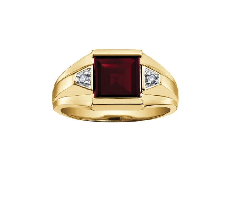 Women’s black diamond ring-10kt Yellow Gold Mens Garnet And Diamond Ring